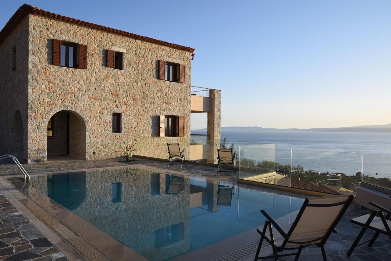 Dafni - Infinite Sea Vistas With Private Pool קלמאטה